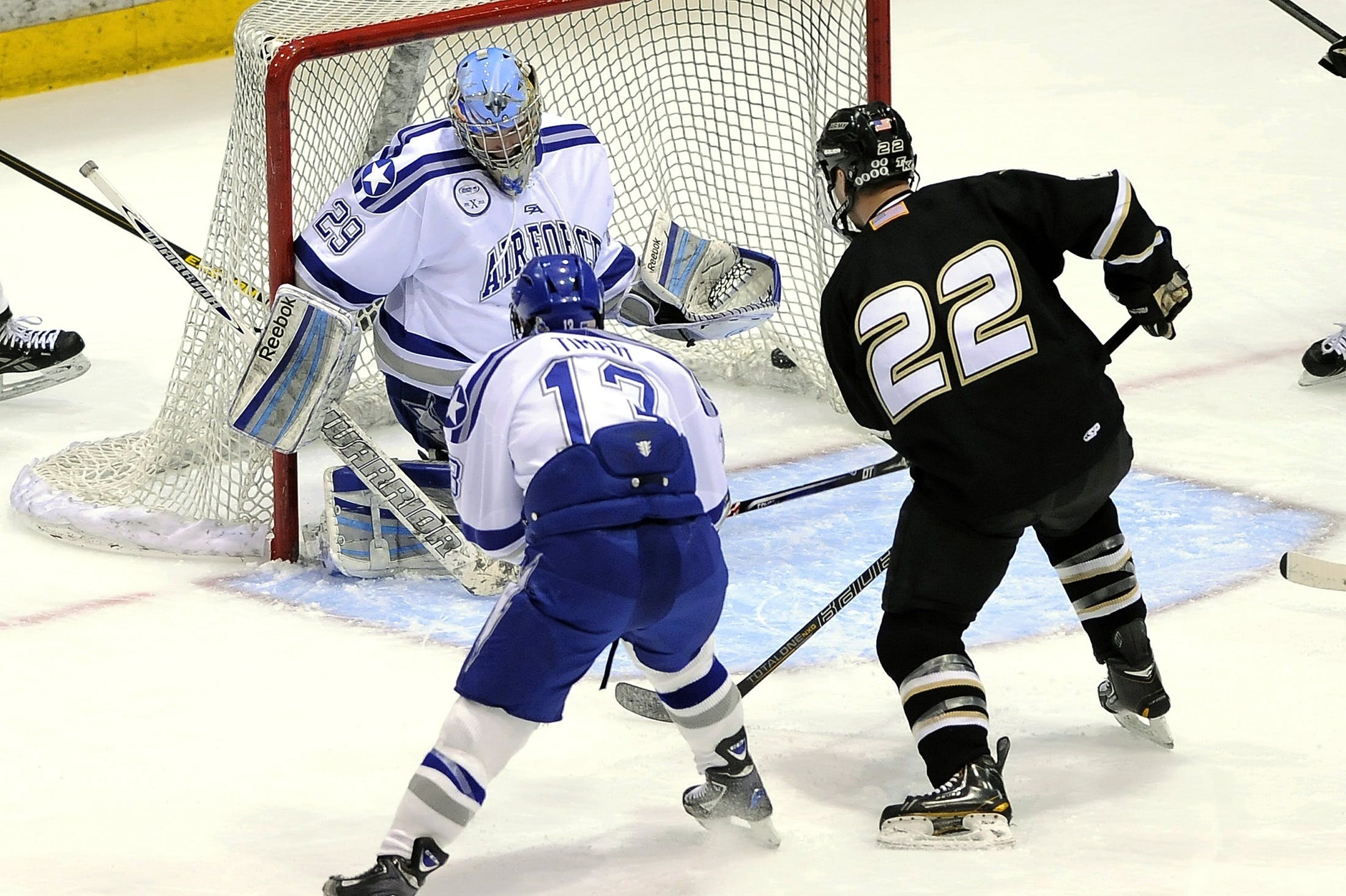 The History of Hockey: From Frozen Ponds to World Championships